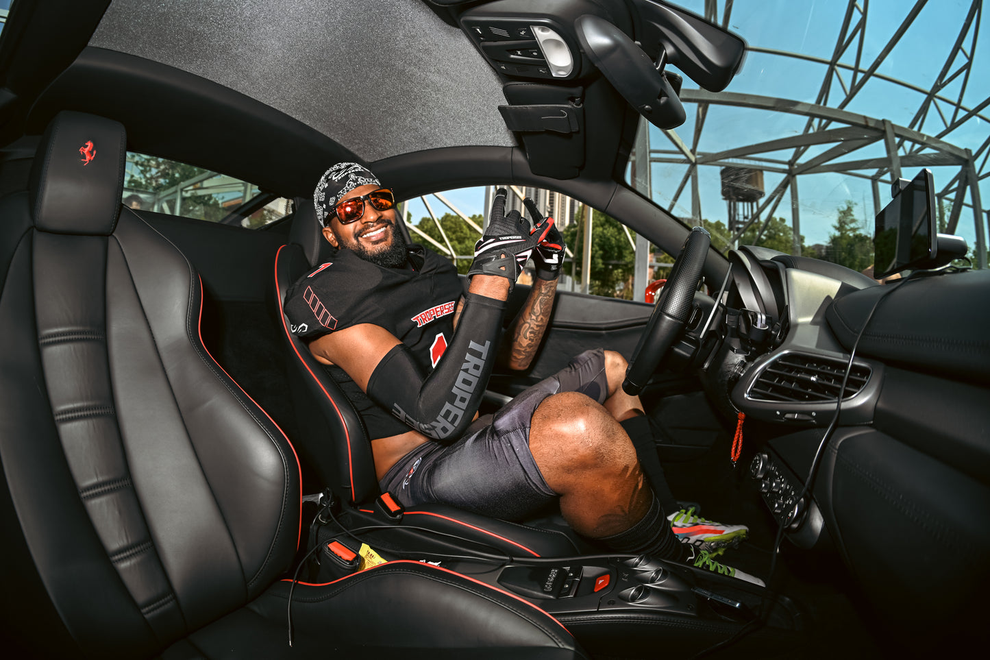 TROPERSEE GRIP ARM SLEEVES BLACK